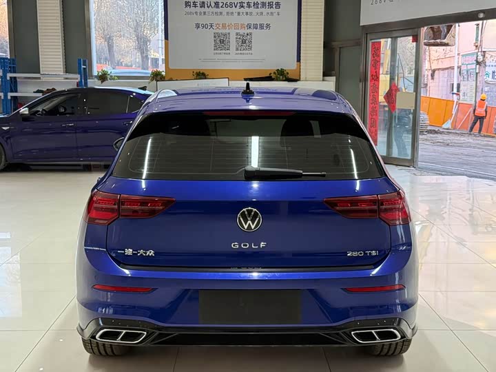 Фото 5 - Volkswagen Golf