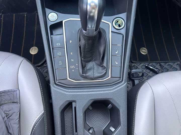 Фото 12 - Volkswagen Lavida