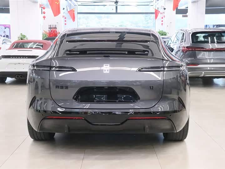 Фото 4 - Avatr 12