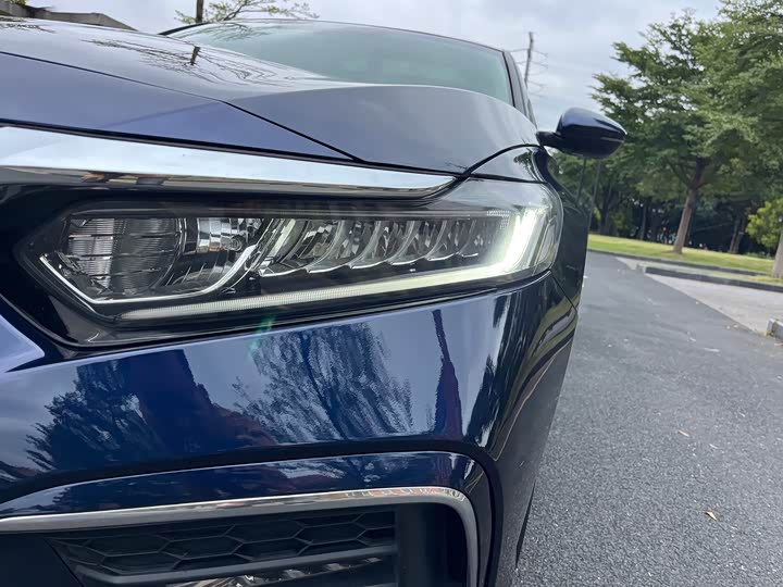 Фото 13 - Honda Inspire