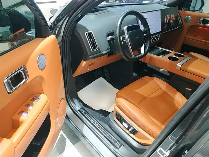 Фото 16 - LiXiang L8