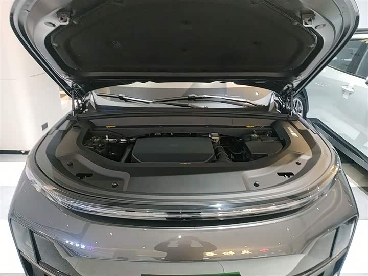 Фото 20 - LiXiang L8