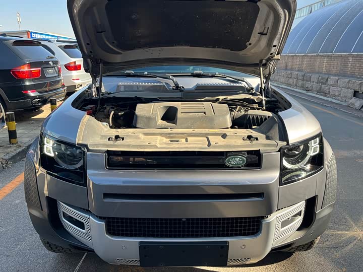 Фото 23 - Land Rover Defender