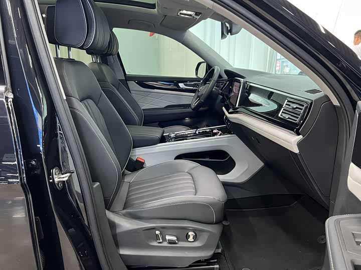 Фото 7 - Volkswagen Teramont Pro