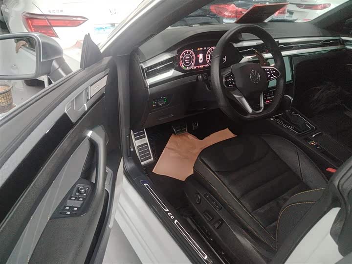 Фото 16 - Volkswagen CC