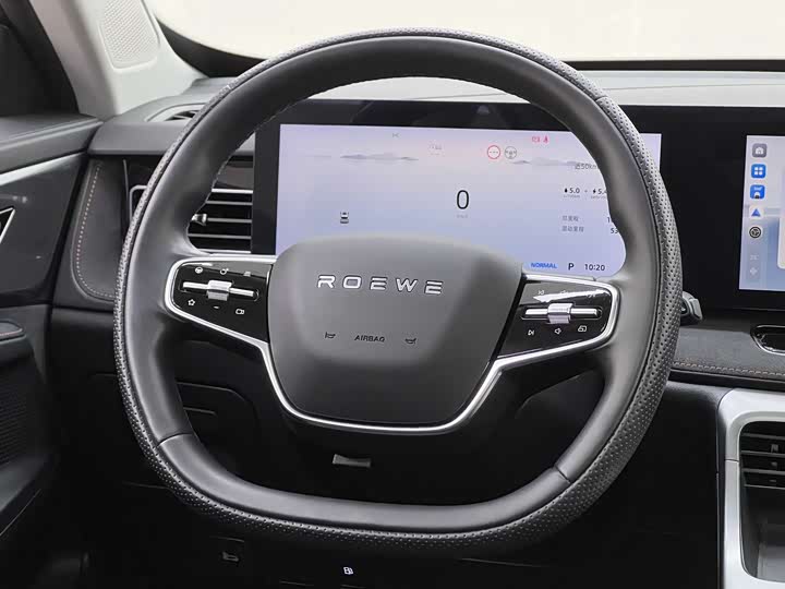 Фото 29 - Roewe D5X DMH