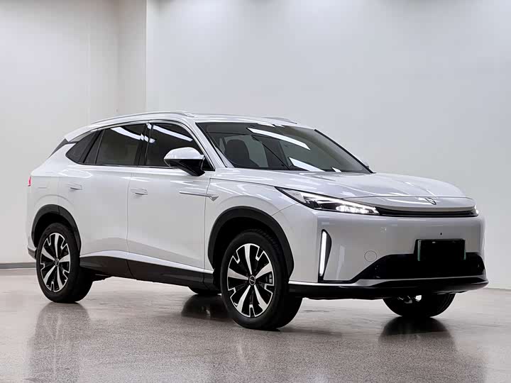 Фото 4 - Roewe D5X DMH