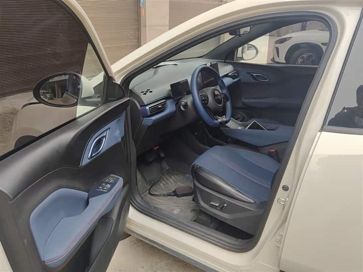 Фото 16 - BYD Seagull