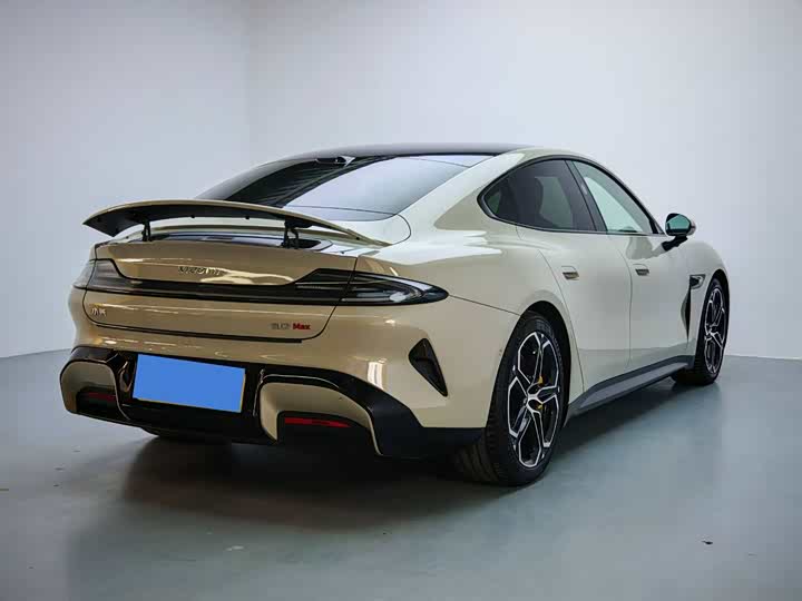 Фото 4 - Xiaomi SU7