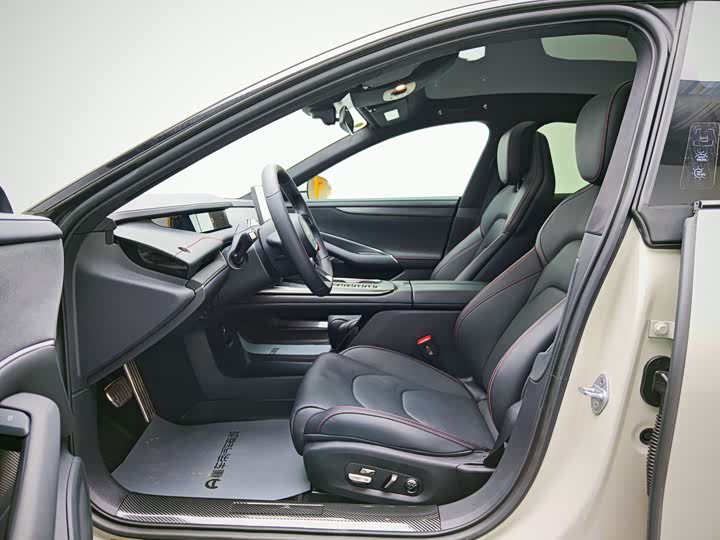 Фото 7 - Xiaomi SU7