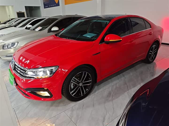 Фото 2 - Volkswagen Lamando L