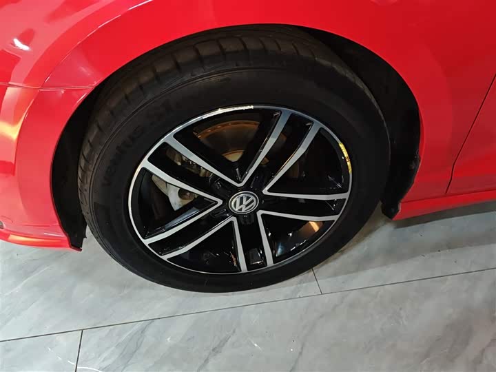 Фото 23 - Volkswagen Lamando L