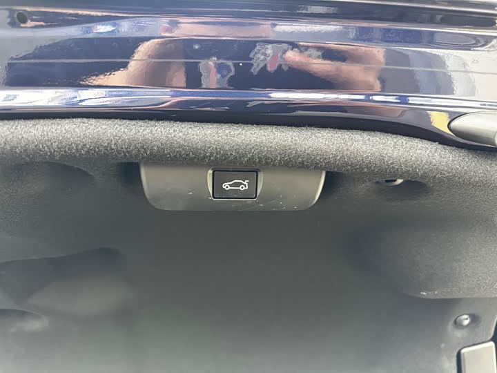 Фото 19 - Lexus ES