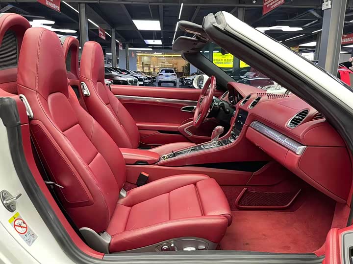 Фото 7 - Porsche 718