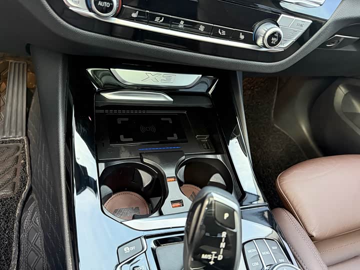 Фото 15 - BMW X3