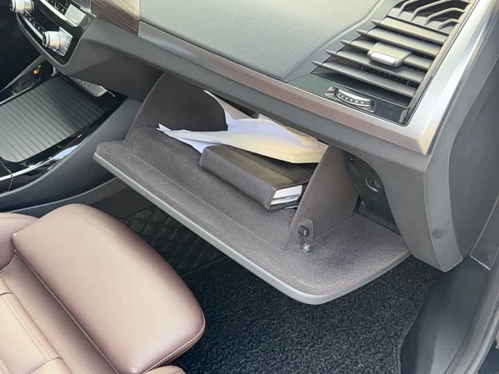 Фото 16 - BMW X3