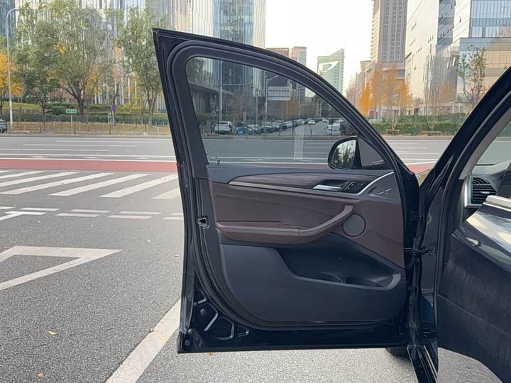 Фото 17 - BMW X3