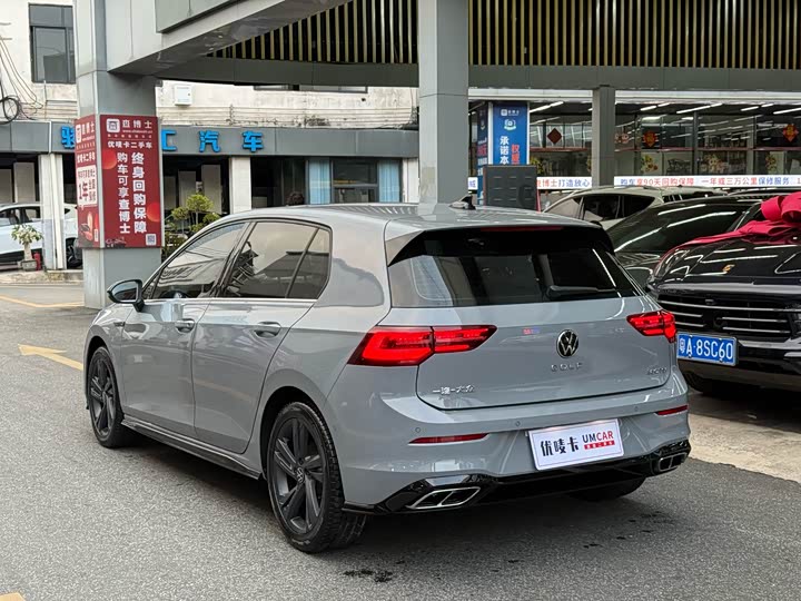 Фото 4 - Volkswagen Golf