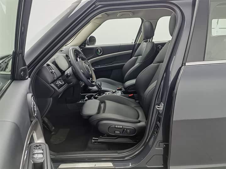 Фото 10 - Mini Countryman