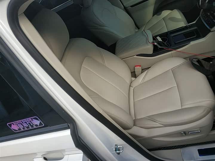 Фото 25 - Buick GL8 ES