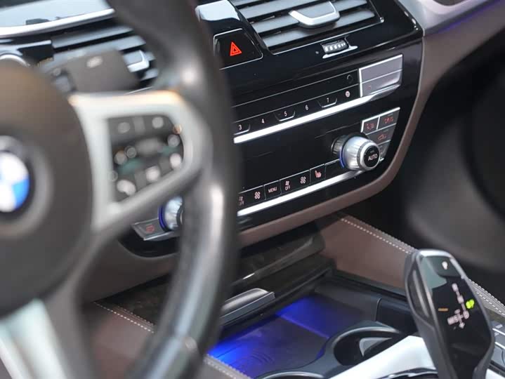 Фото 12 - BMW 5 Series