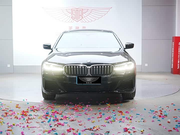 Фото 5 - BMW 5 Series