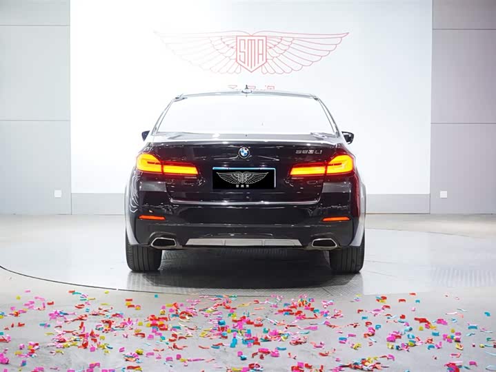 Фото 6 - BMW 5 Series