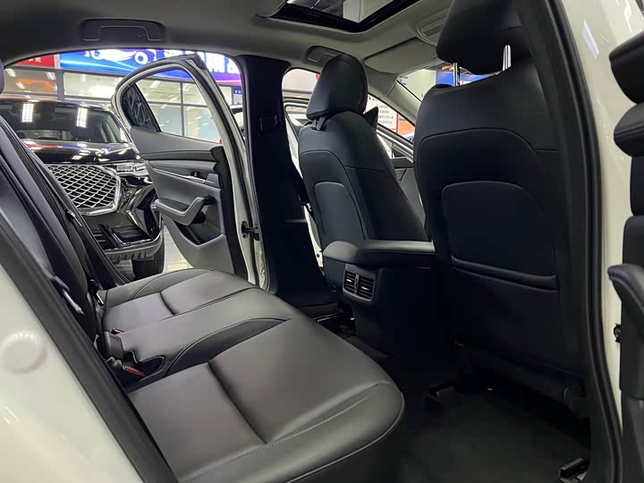 Фото 9 - Mazda 3 (Axela)