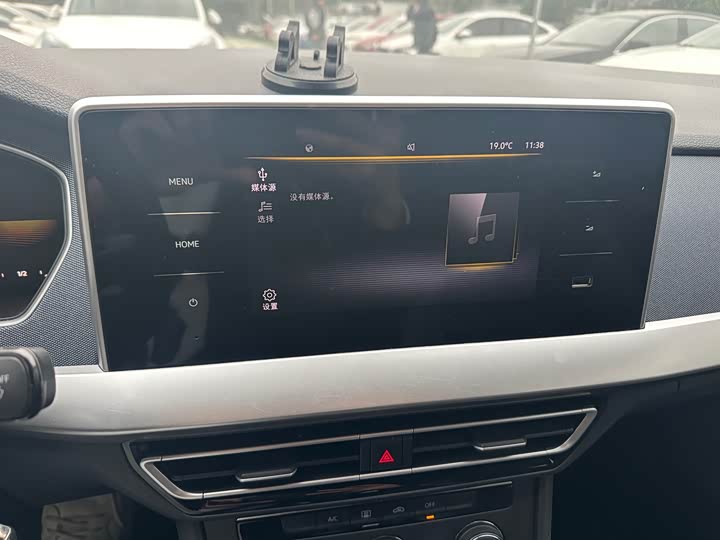 Фото 17 - Volkswagen Lavida