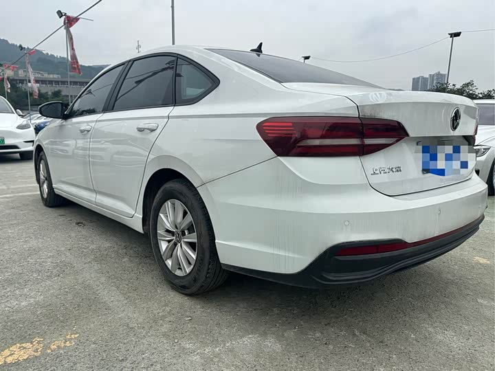 Фото 5 - Volkswagen Lavida