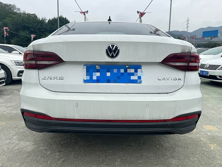 Фото 6 - Volkswagen Lavida