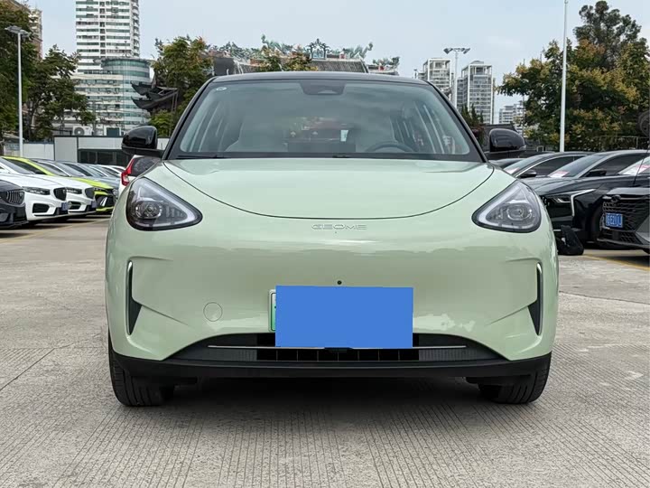 Фото 2 - Geely Galaxy Geome