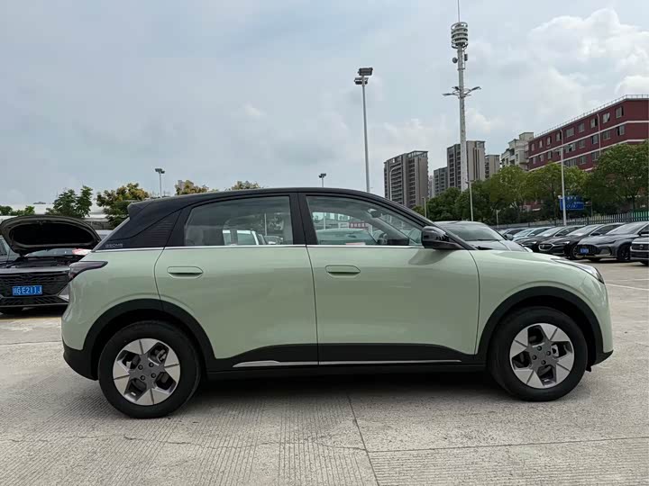 Фото 7 - Geely Galaxy Geome