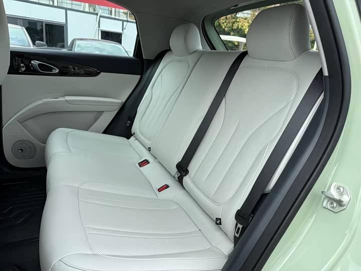 Фото 9 - Geely Galaxy Geome