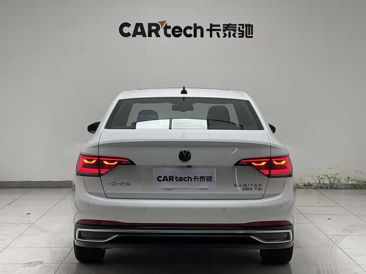 Фото 2 - Volkswagen Sagitar L