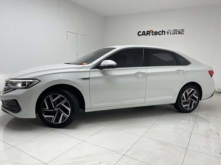 Фото 5 - Volkswagen Sagitar L