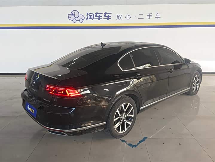 Фото 3 - Volkswagen Magotan