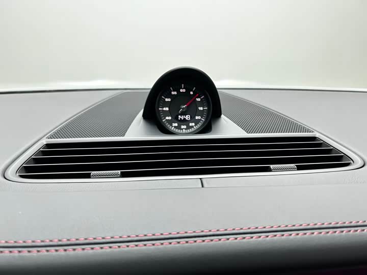 Фото 17 - Porsche Panamera