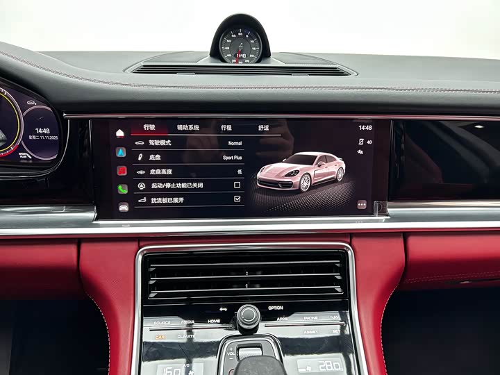 Фото 18 - Porsche Panamera