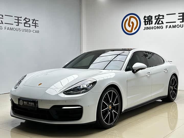 Фото 2 - Porsche Panamera