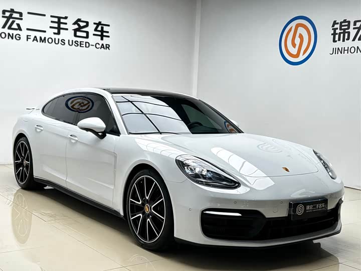 Фото 4 - Porsche Panamera
