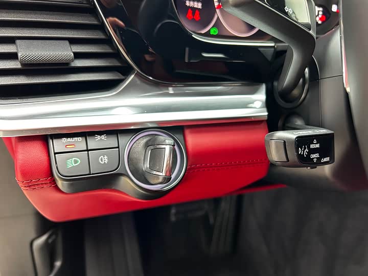 Фото 8 - Porsche Panamera