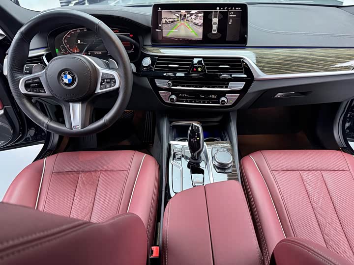 Фото 10 - BMW 5 Series