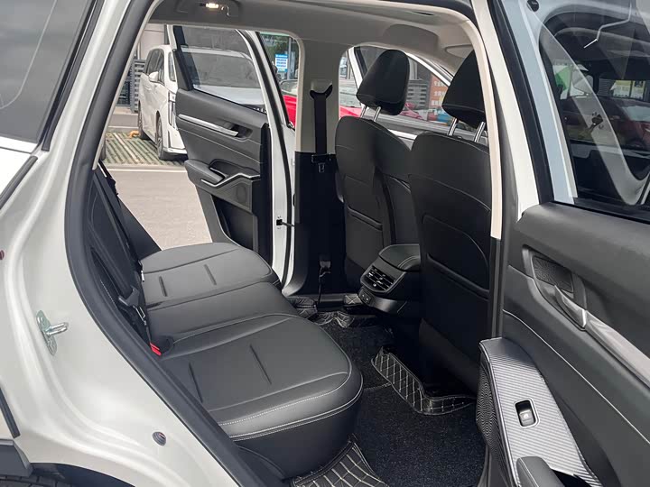 Фото 14 - Haval H6