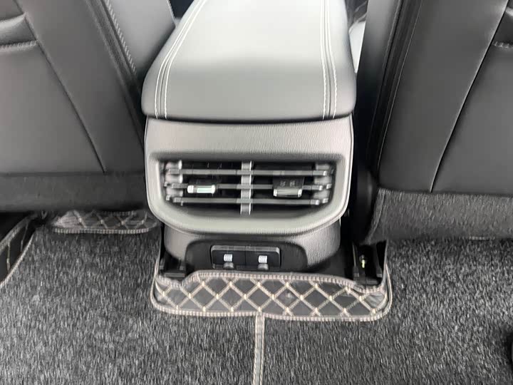 Фото 16 - Haval H6