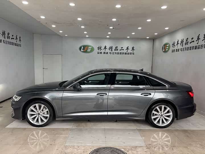 Фото 5 - Audi A6L