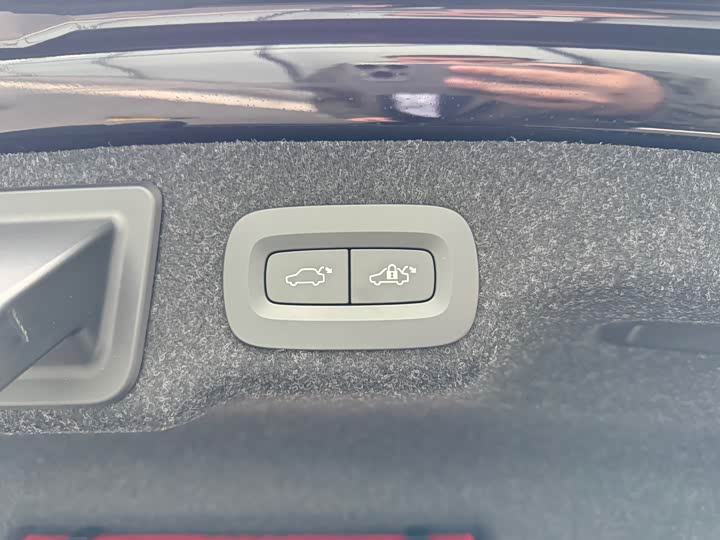 Фото 12 - Volvo S90