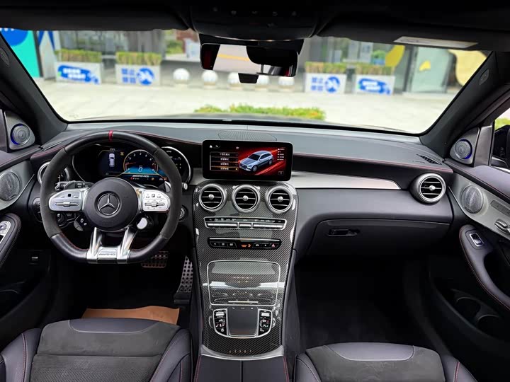 Фото 8 - Mercedes-Benz GLC-Class AMG