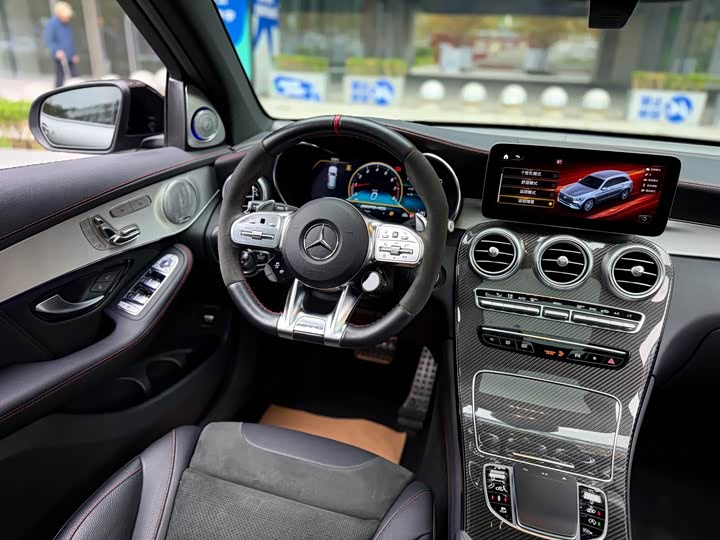 Фото 9 - Mercedes-Benz GLC-Class AMG