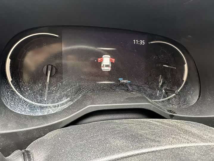 Фото 5 - Toyota RAV4